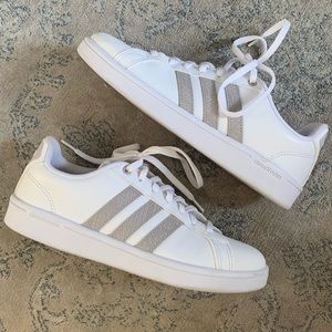ADIDAS Cloudfoam Advantage Sneakers